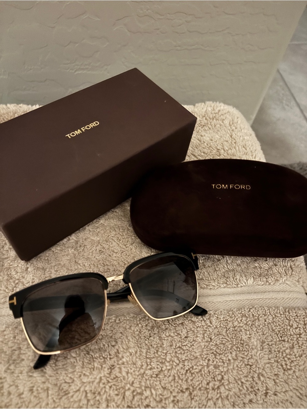 Tom Ford River FT0367 01D Shiny Black Smoke  57 mm Men's Sunglasses READ DESC